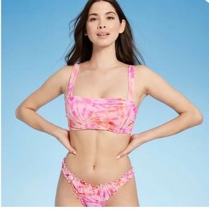 NWT Women's Bralette and Cheeky Bikini bottoms. Top 34B Bottom Sm 4-6.